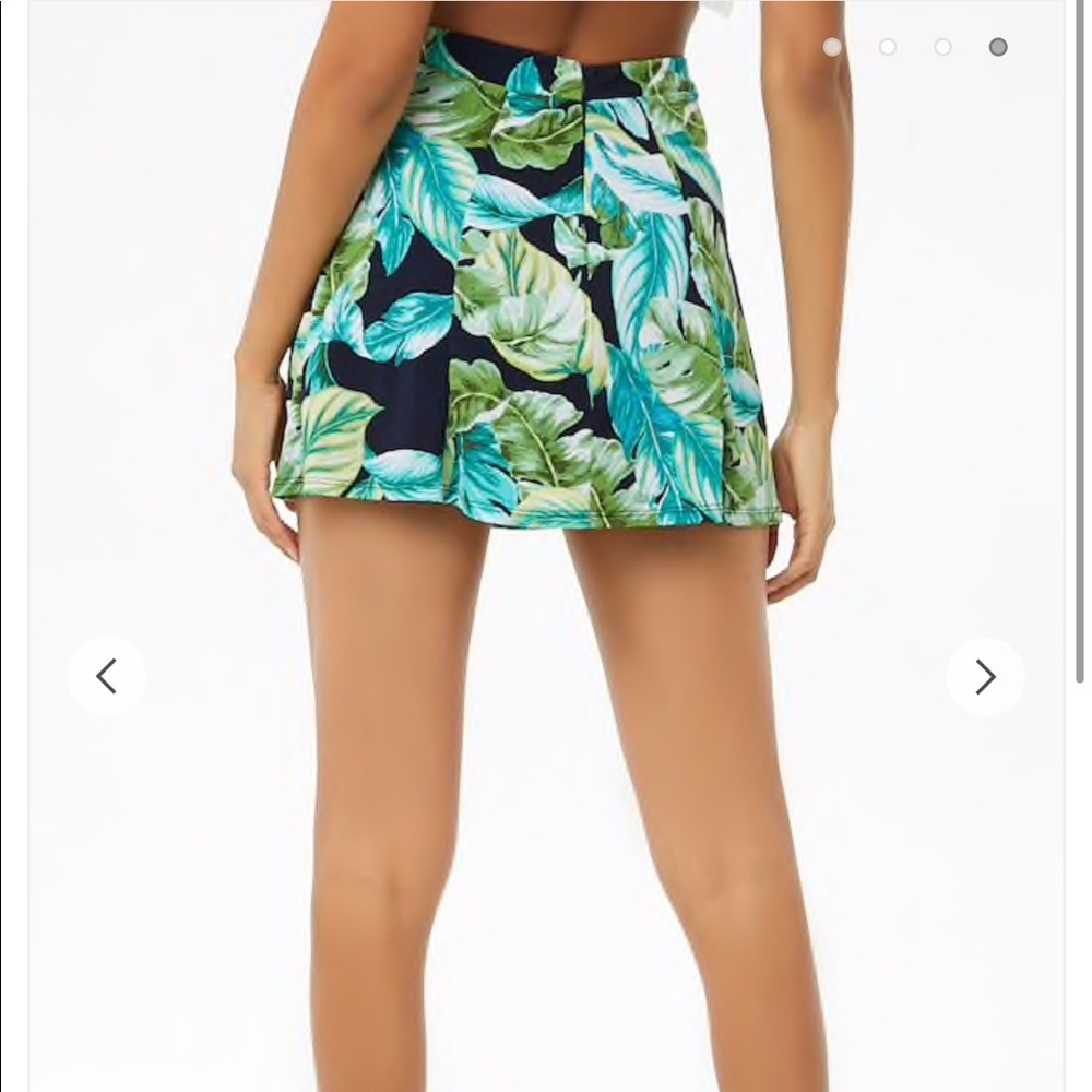 NWOT tropical mini skirt - Picture 4 of 4